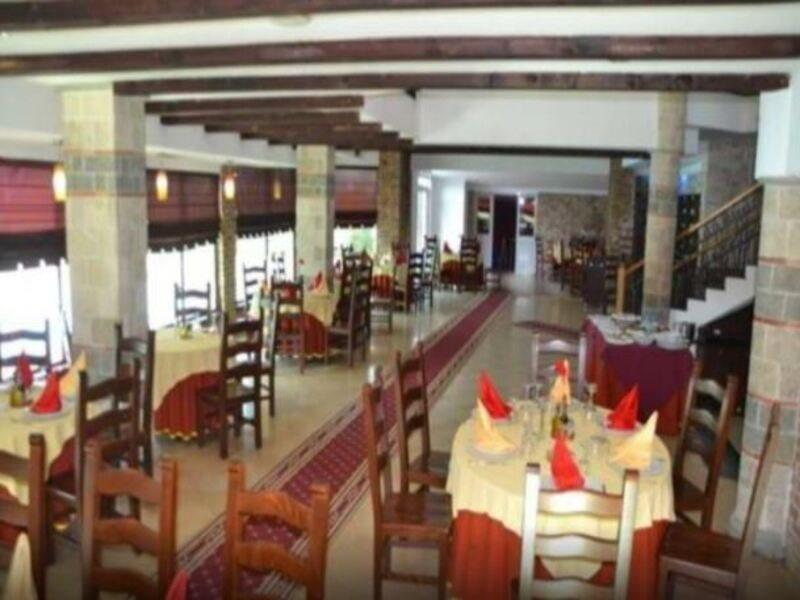 Hotel Vila Aeroport Rinas エクステリア 写真